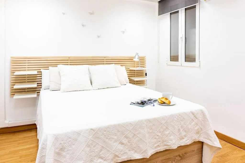 Arriola F Freshapartments مالقة 0*,